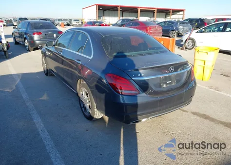 2016 Mercedes-Benz C 300 4Matic/Luxury 4Matic/Sport 4Matic from USA, damaged, VIN 55SWF4KB1GU155147